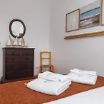 Calheta House In