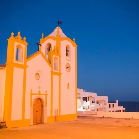 A29 - Calheta House In *