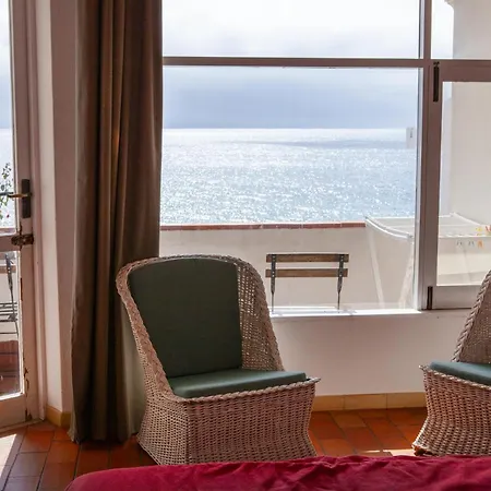 Calheta House In * Luz