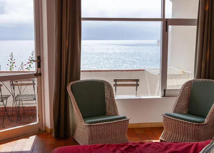 Calheta House In * Luz