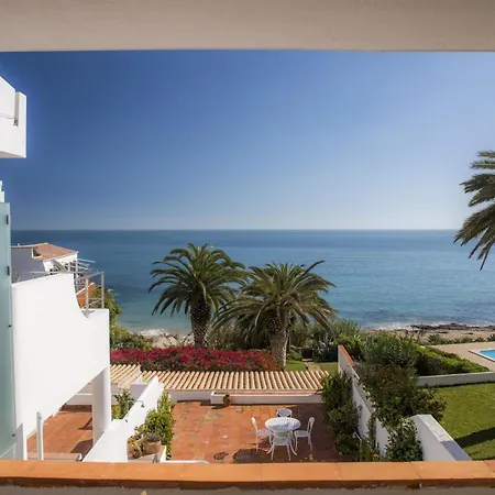 Calheta House In *
